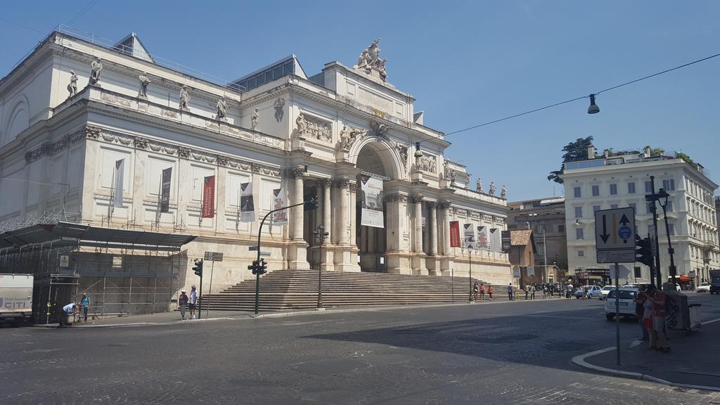 Affittacamere Finestra Su Monti 3*
